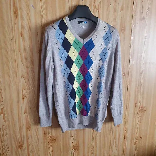 J.LINDEBERG(J.リンドバーグ) Vネック ニット M - メルカリ