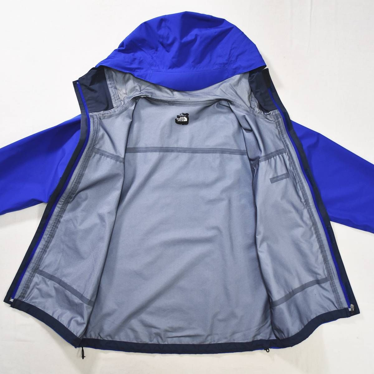 マウンテンパーカー アウトドアジャケット