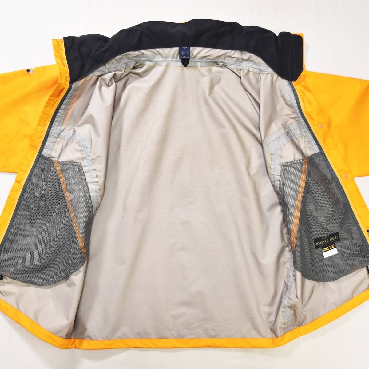 防水透湿 モンベル