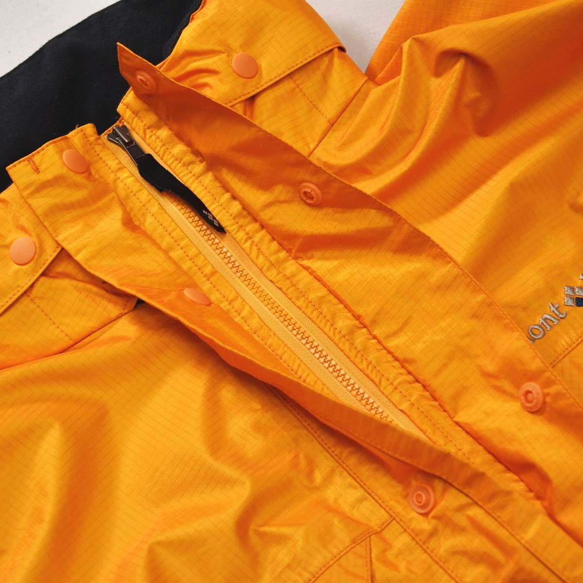 セットアップ 上下