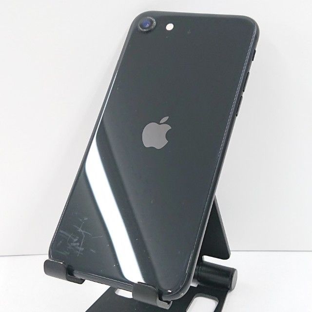 iPhoneSE 第2世代 64GB au ブラック 送料無料 本体 c16573 - メルカリ