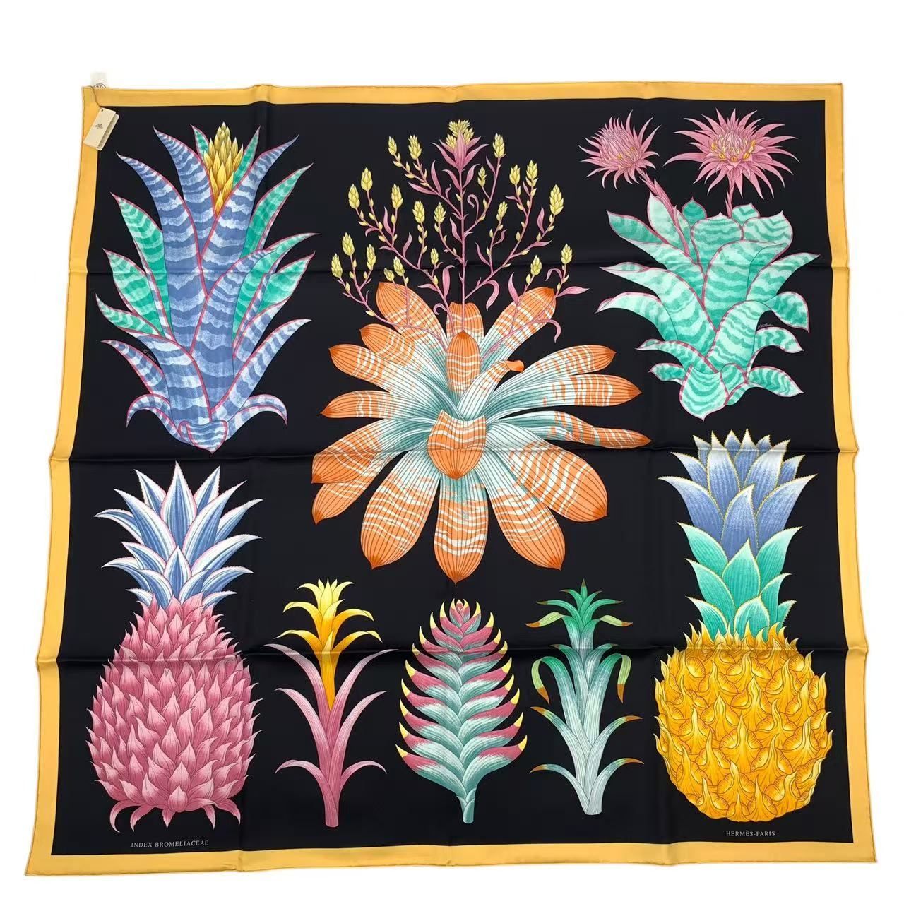 エルメス スカーフ カレ90 Index Bromeliaceae 22年春夏 未使用品 HERMES エルメス カレ90 スカーフ ブロメリアの目録 Index