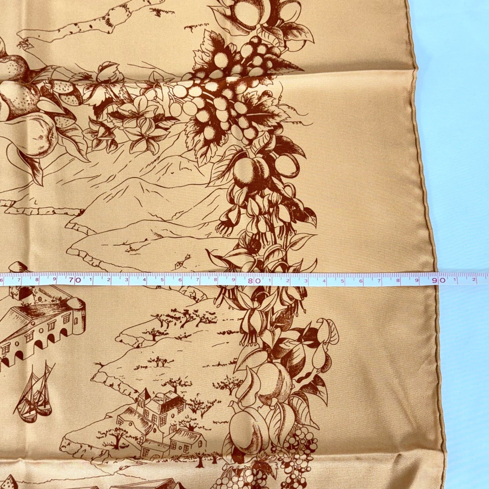 ほぼ未使用品・美品】HERMES エルメス カレ90 Au Pays de Cocagne 楽園 