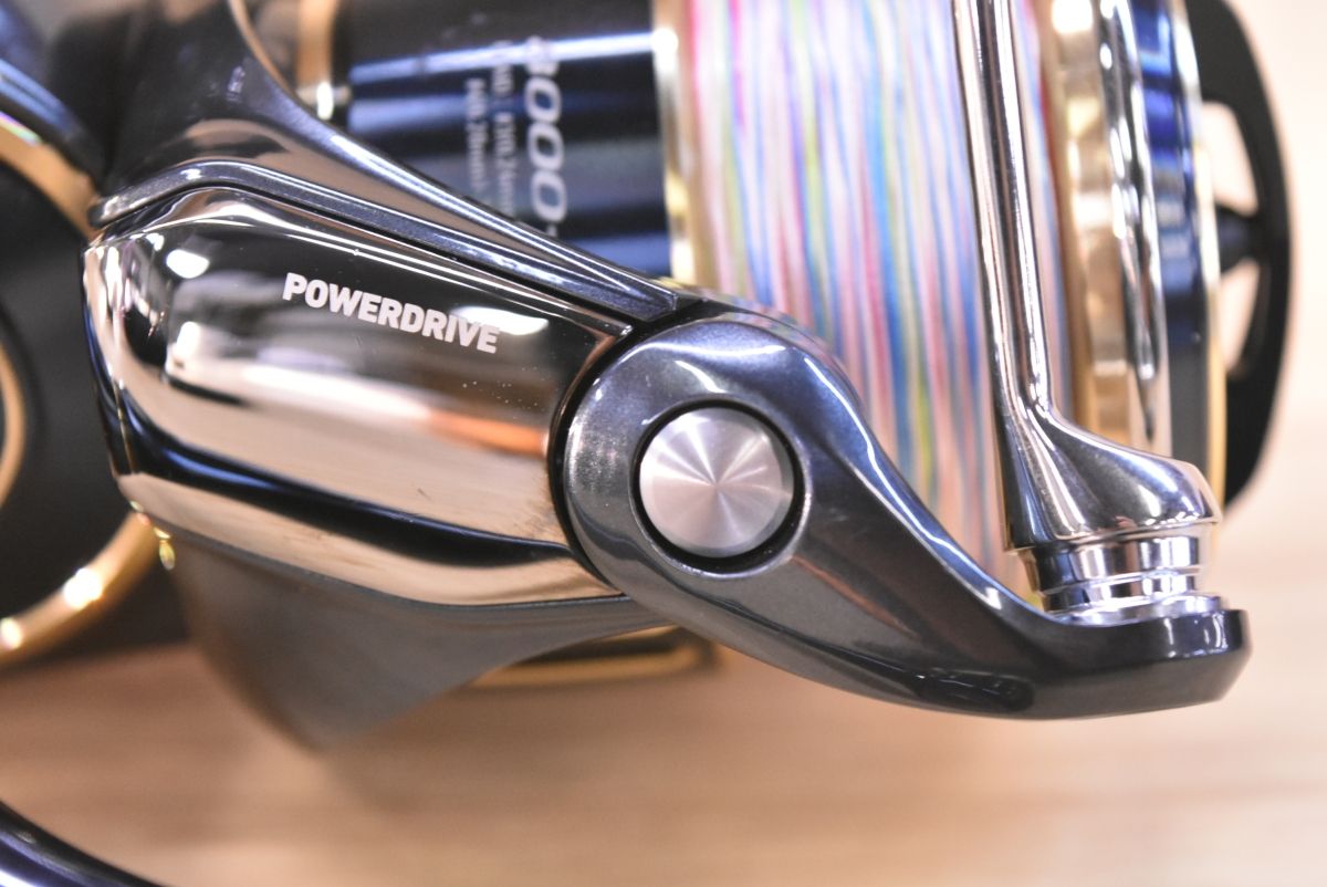 ダイワ 25 ソルティガ 8000-H DAIWA SALTIGA スピニングリール