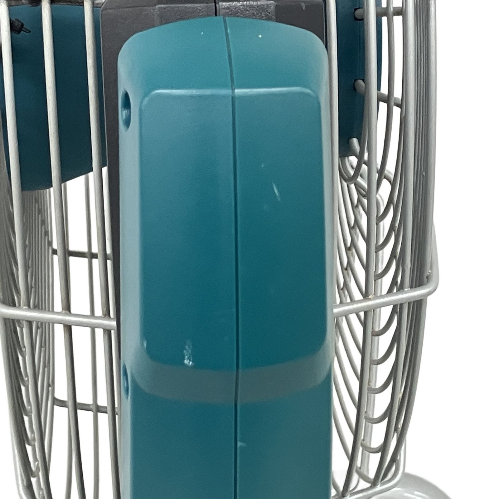 マキタ充電式産業扇CF300D makita マキタ CF300D 扇風機 充電式 産業扇 電動工具 中古 K10843616