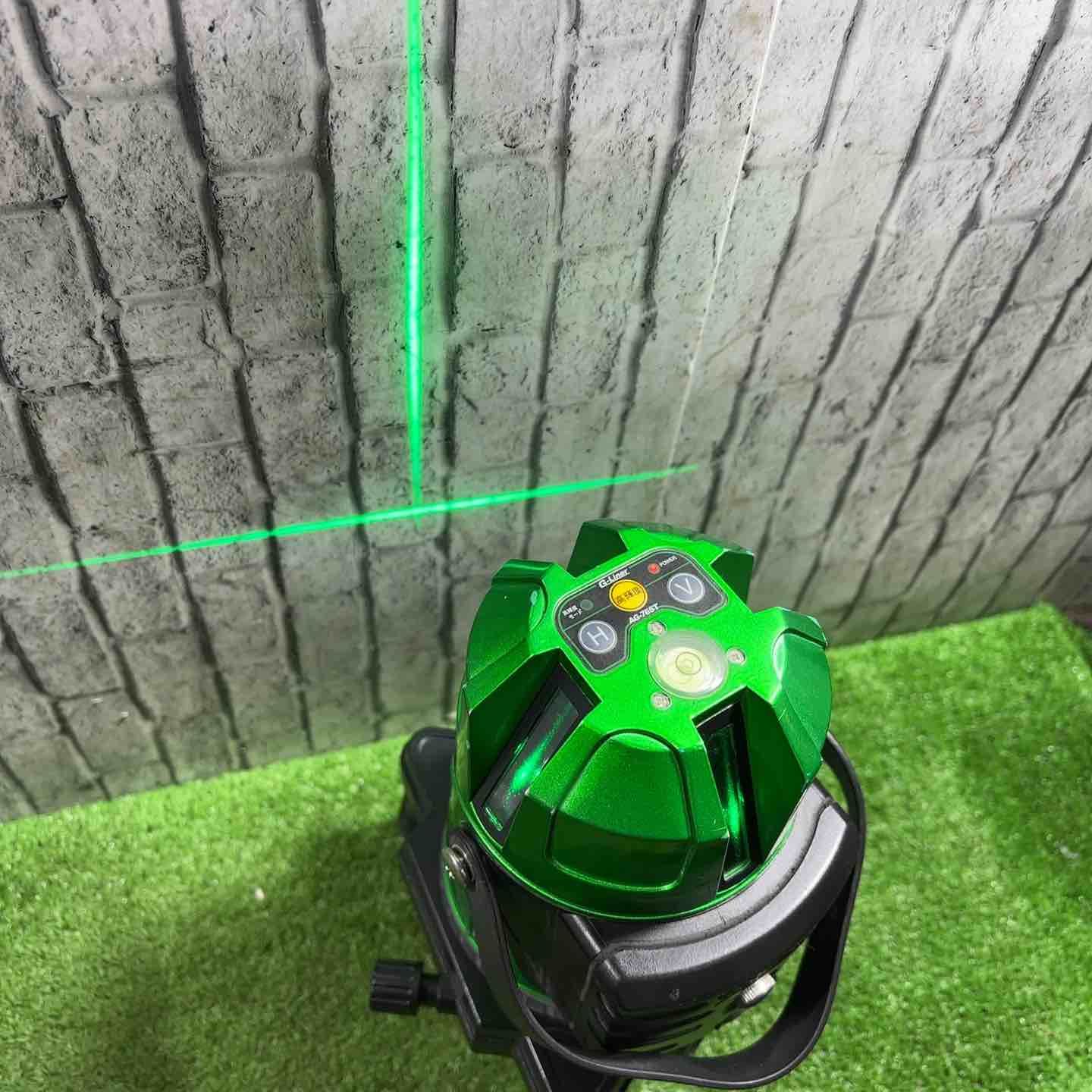 アックスブレーン 高輝度自動探知グリーンレーザー墨出し器