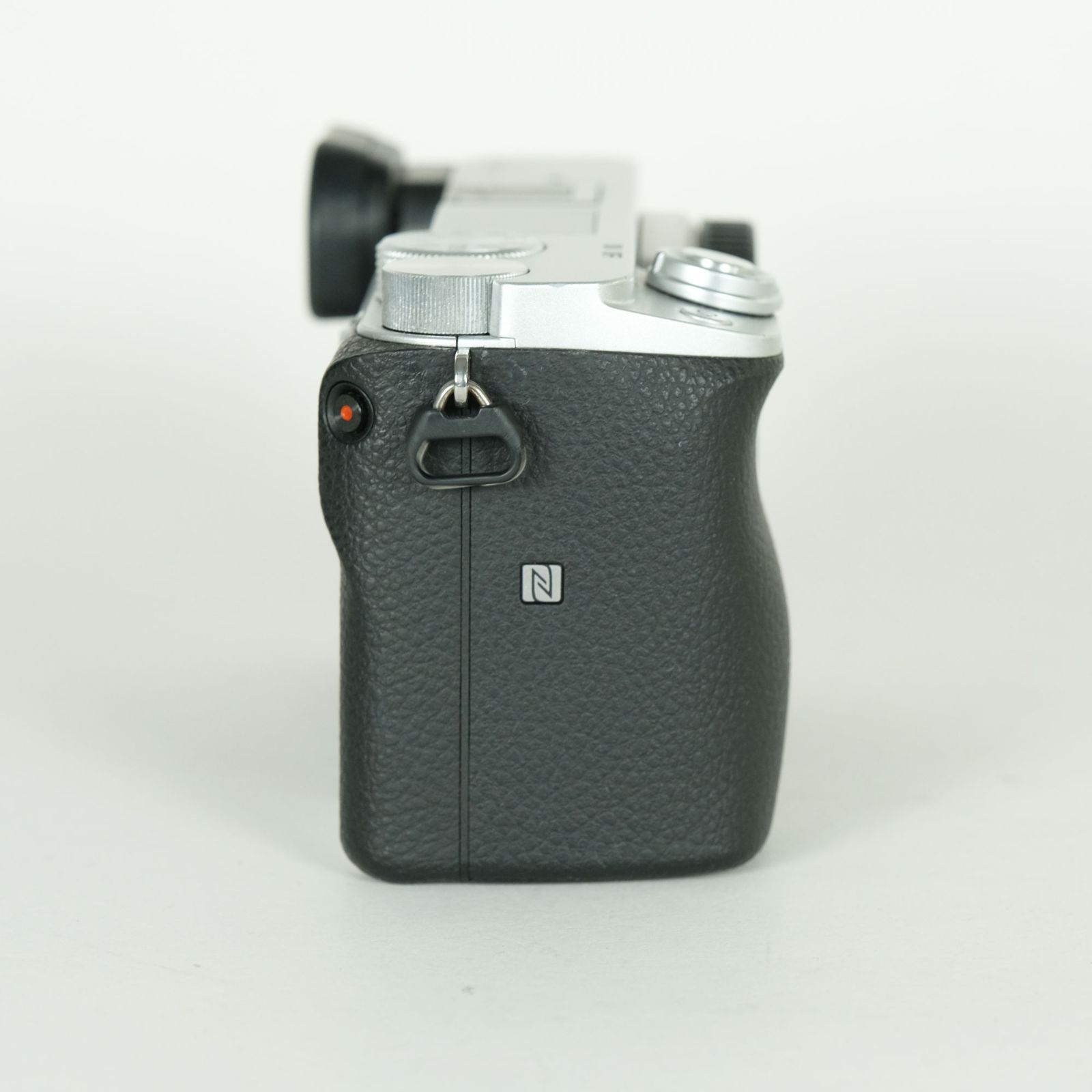 良品 | シャッター数41,170回｜バッテリー2個付] SONY α6400（ILCE