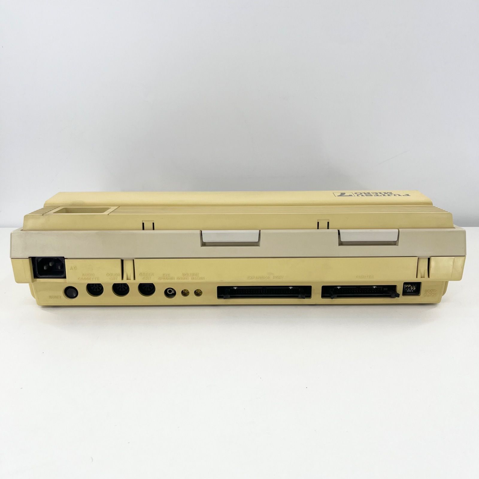 富士通 FUJITSU MICRO 7 本体のみ MB25010 レトロPC 富士通FM7 FUJITSU MICRO 7 MB25010 レトロPC 公式通販 富士通FM7