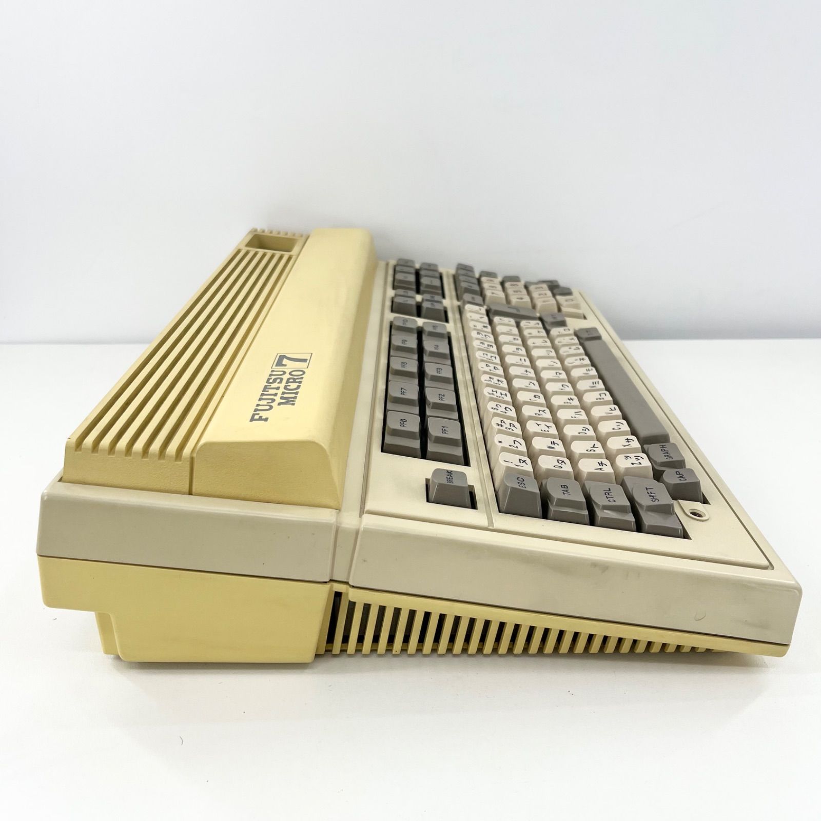 FUJITSU 富士通 MICRO 7 MB25010 レトロ パーソナルコンピュータ