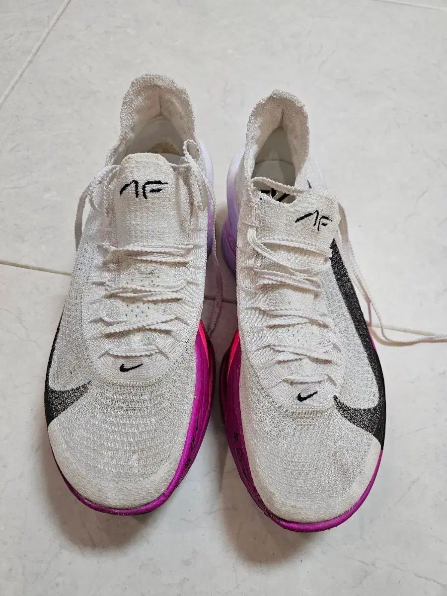 ナイキ アルファフライ3 ハイパーピンク 265