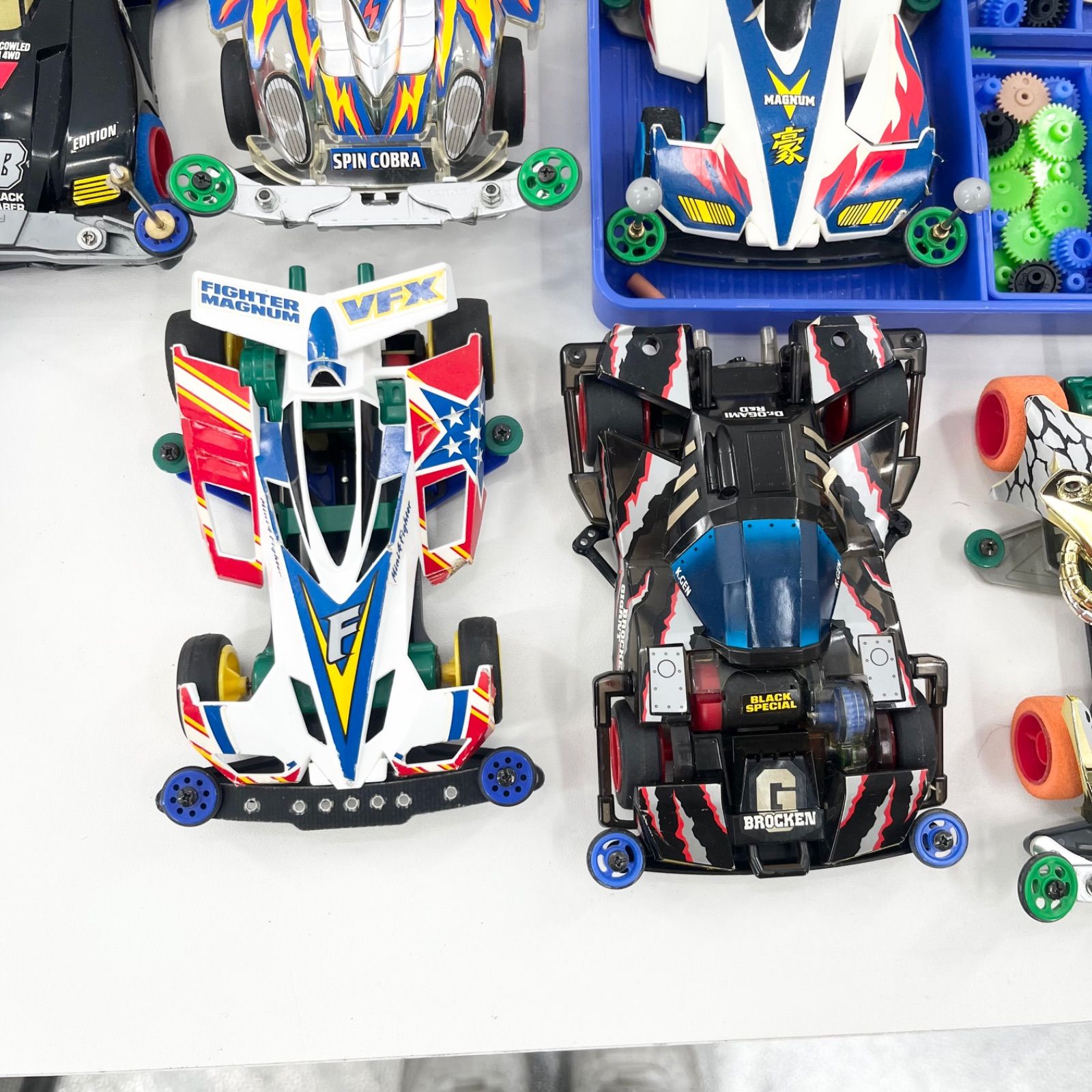 ミニ四駆 引退品 セット 本体多数 パーツ ボディ タイヤ シャーシ