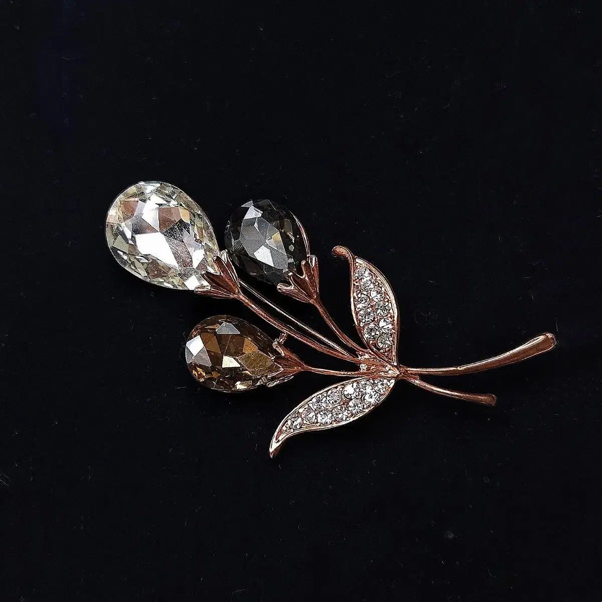 新品 プレゼント ボックス包装 SWAROVSKI スワロフスキー ストーン