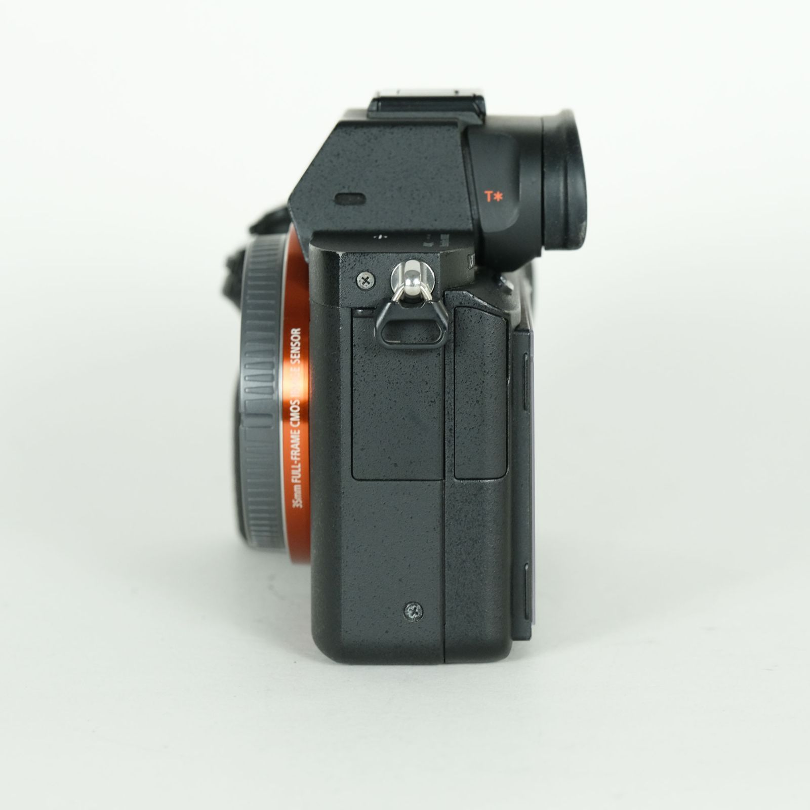 SONY α7R II 本体(シャッター数2052枚) SONY α7R II 本体(シャッター数2052枚)