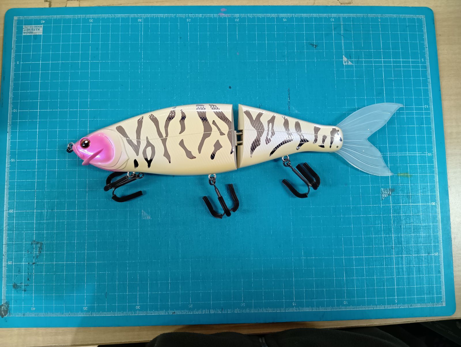 併売 がまかつ ラフィン300 ブラッシュタイガー