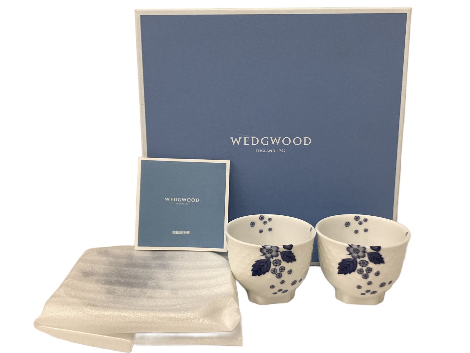 ティーカップ ソーサー セット 2客 ストロベリー ブルーム インディゴ ウェッジウッド ♥