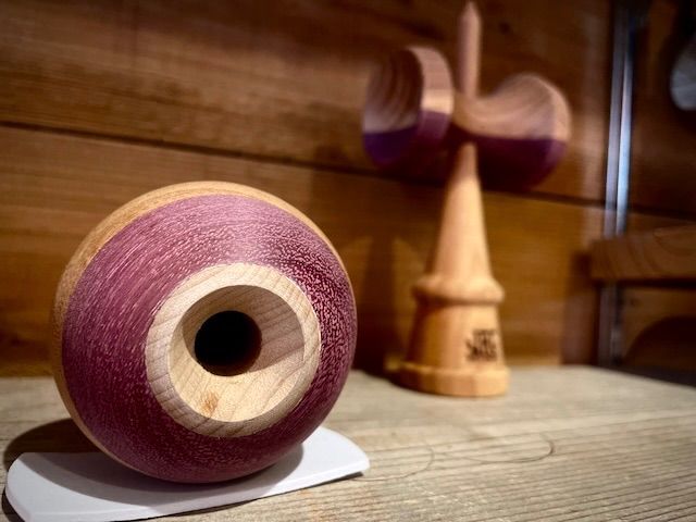  JAC KENDAMA 10 MM LINE LAMINATED MSLG けん玉 けん玉 スポーツトイ アクショントイ