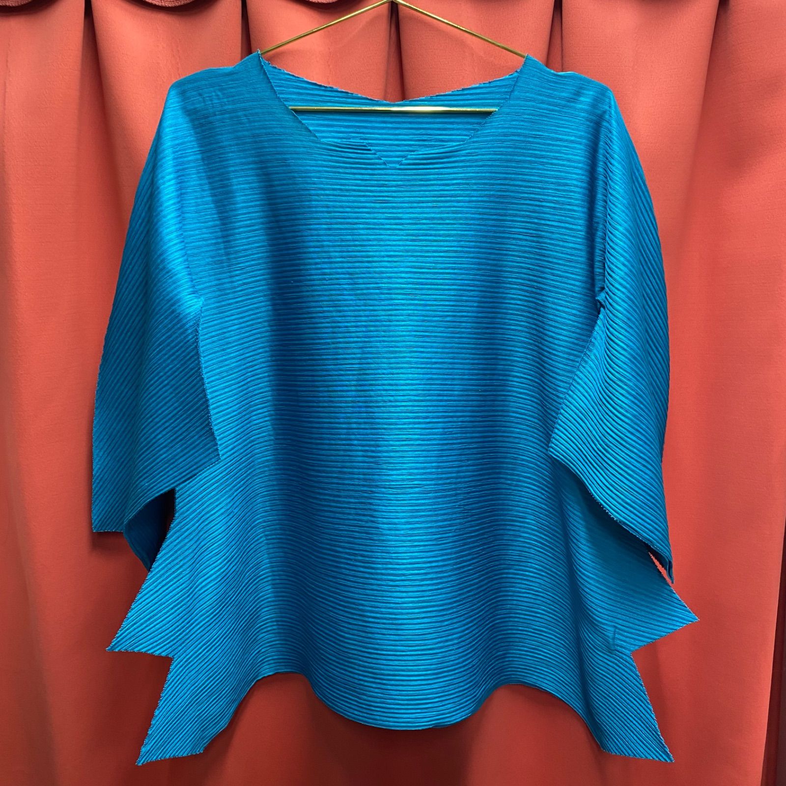 ISSEY MIYAKE me Tシャツ イッセイミヤケミー ISSEY MIYAKE me ストレッチプリーツ イッセイ