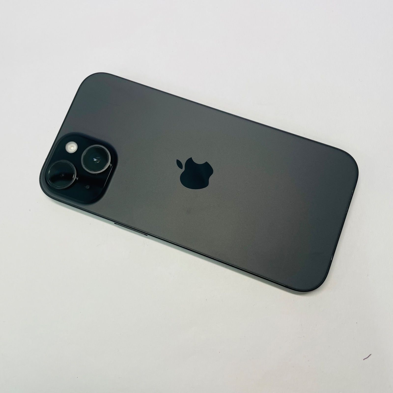 大人気，人気SALE iPhone 15 128GB SIMフリー 電池95% 50227