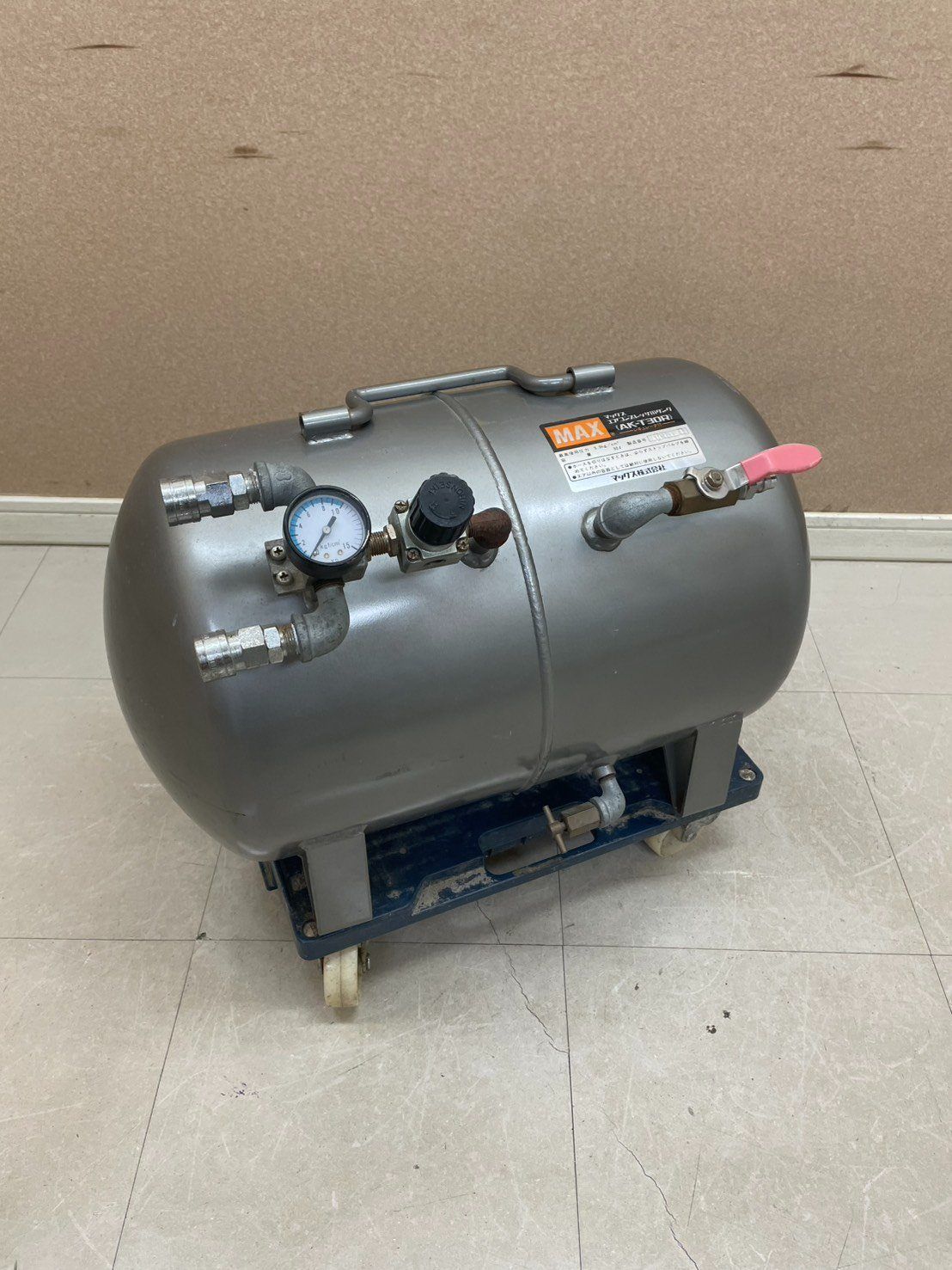 マックス MAX エアコンプレッサ用タンク AK T 30 R エアコンプレッサ用サブタンク エアータンク L 9 kg cm² 空圧