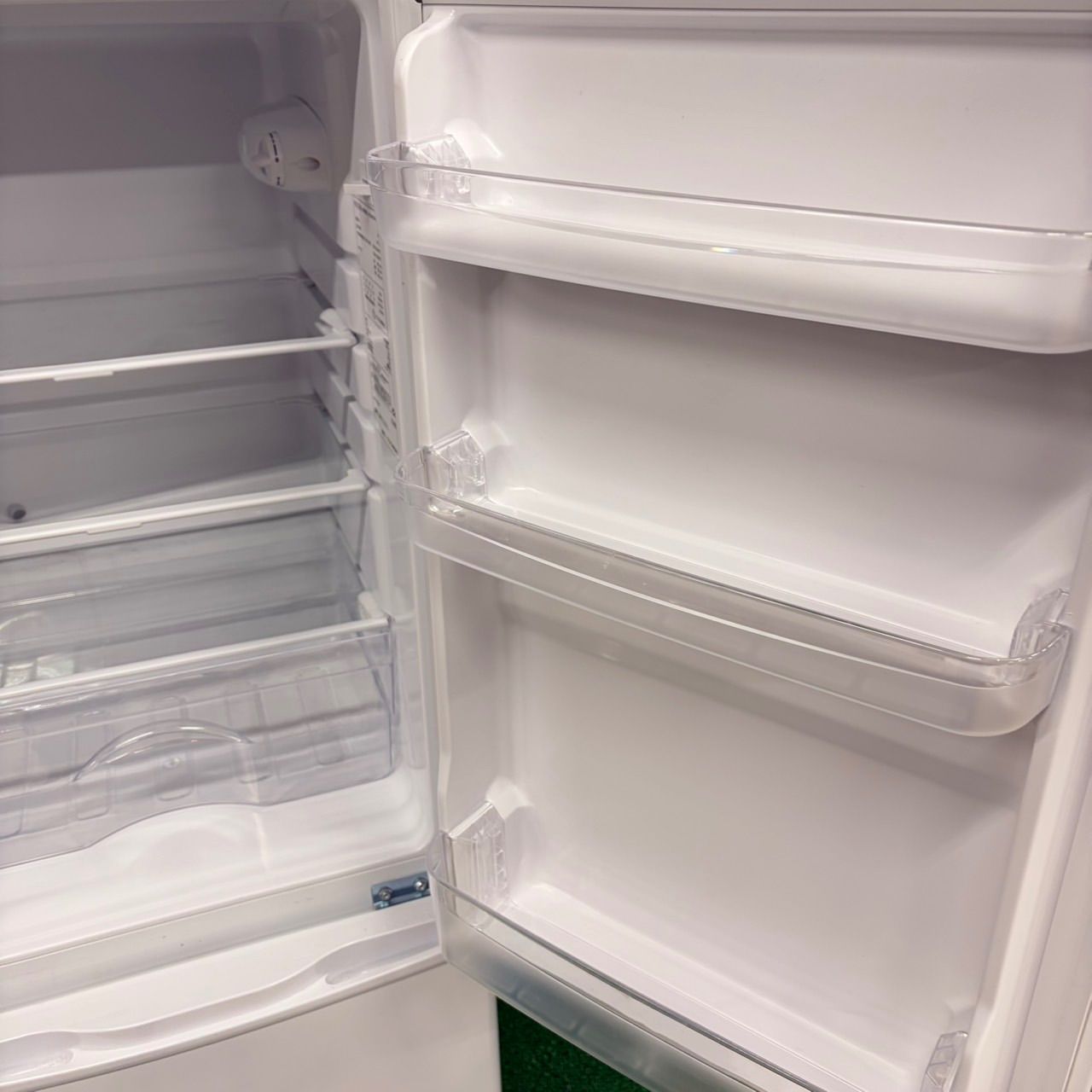 650 冷蔵庫 一人暮らし 小型 2024年製 洗濯機も有 極美品 右開き 半年