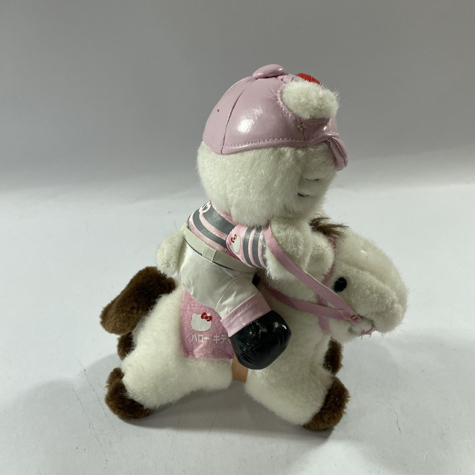 ☆ 希少! レア! Sanrio サンリオ ハローキティ Hello Kitty x JRA ☆ 希少! レア! Sanrio サンリオ ハローキティ Hello Kitty x JRA