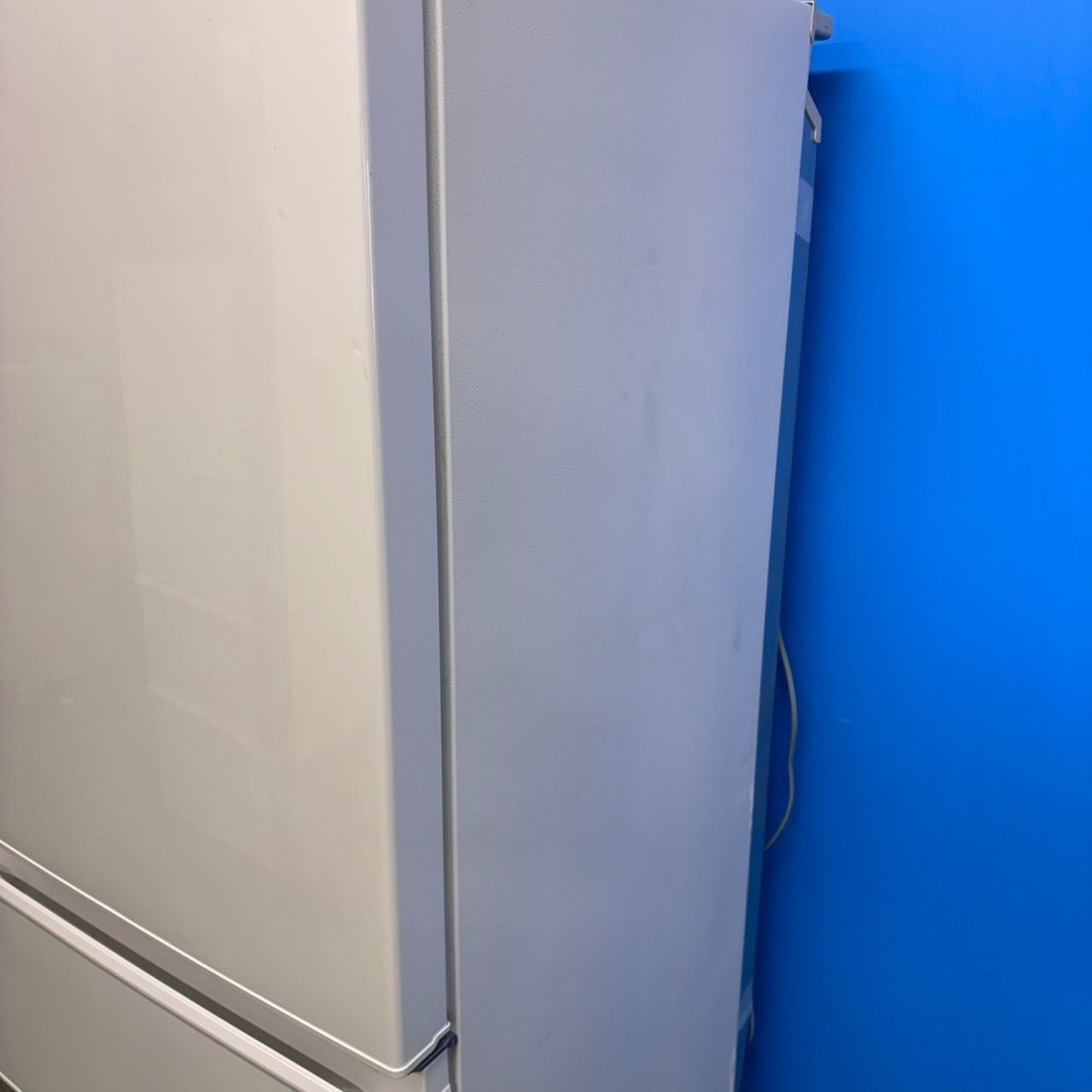 654 三菱 大型冷蔵庫 2022年製 330L 300L強 小型 一人暮らし 家庭用