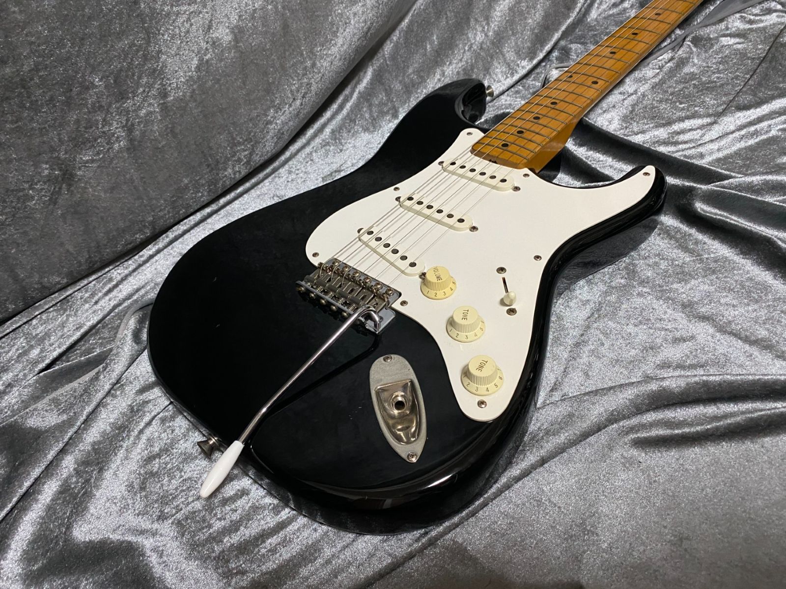 Fender Japan ST57-70TX USA製 Texas Specialピックアップ搭載 