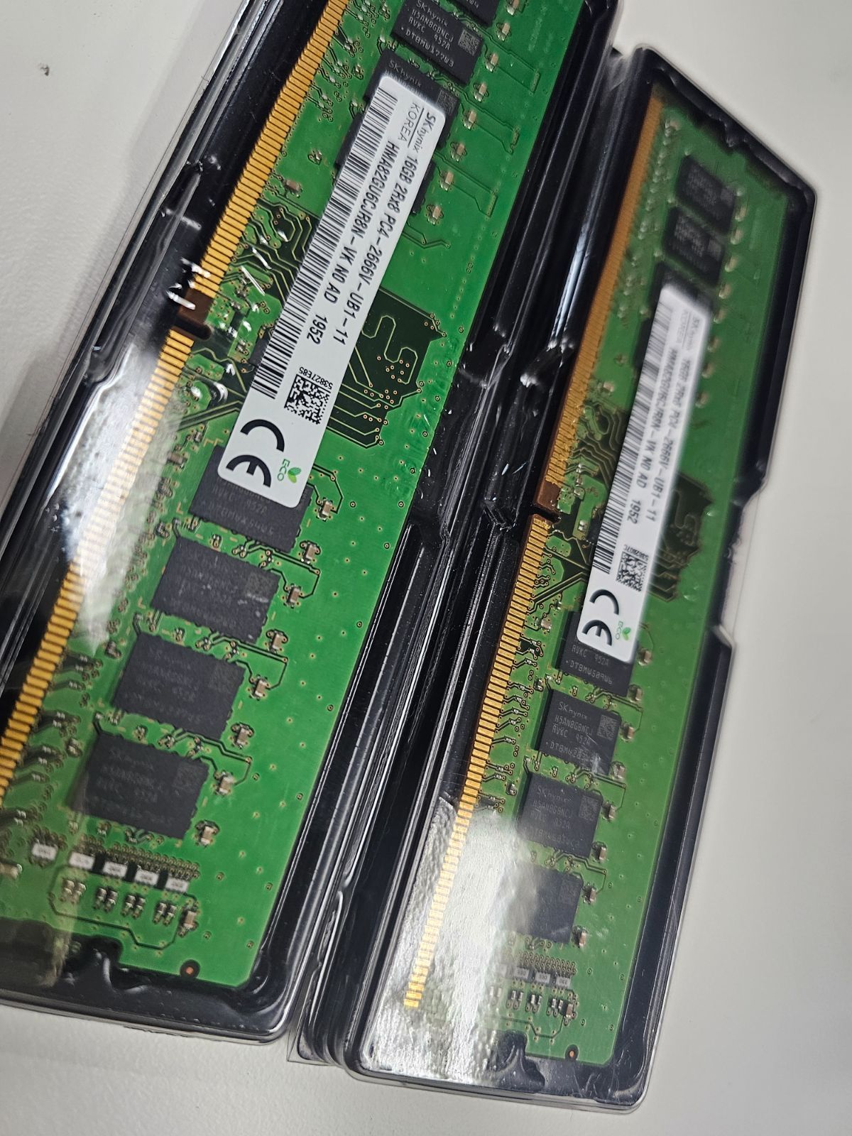 中古、動作確認済み PCメモリ SK hinix PCメモリ32GB ※DDR4-2666-16GB