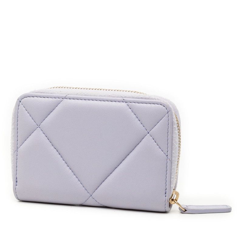 【入手困難】CHANEL マトラッセ ココマーク カードケース 19 ラムスキン 入手困難】CHANEL マトラッセ ココマーク カードケース 19 ラムスキン