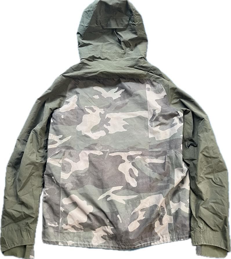 AK】Burton M 2L SWASH JK バートン AK スウォッシュジャケット M