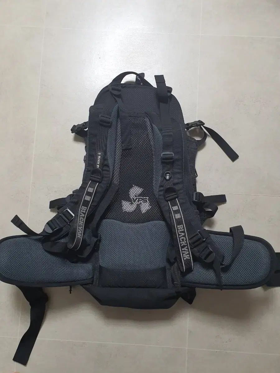 BLACK YAK ブラックヤク モレス サン SAN リュックサック 40 L