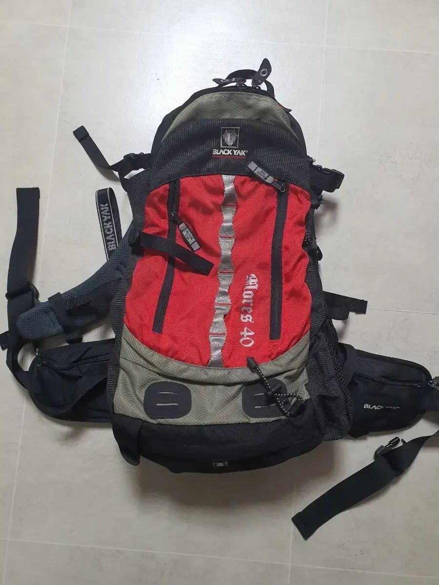 BLACK YAK ブラックヤク モレス サン SAN リュックサック 40 L