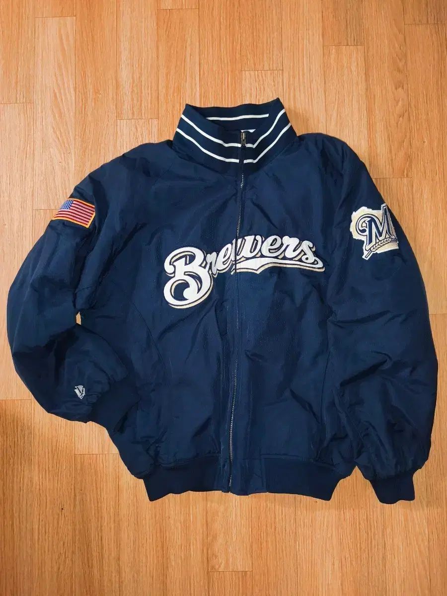 Majestic MLB ミルウォーキー・ブルワーズ アセンティック ウォームアップ ジャケット (XL)