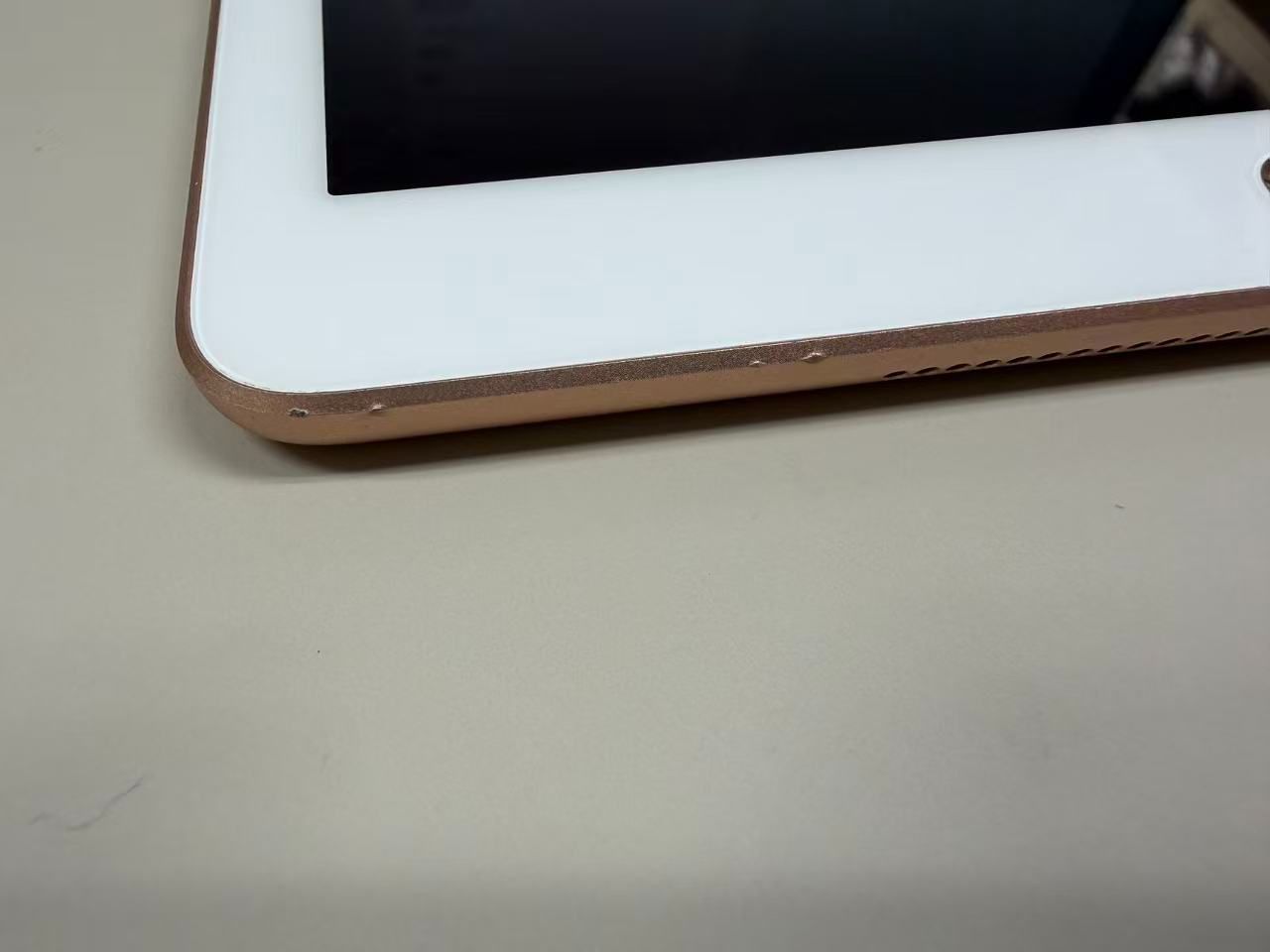 iPad (第6世代) Wi-Fi 128GB ゴールド ジャンク品 - メルカリ