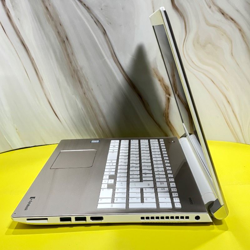 ✨決算セール✨東芝ノートPC 第6世代 新品SSD256GB HN657 ️ノートパソコンTOSHIBA第六世代Core i5 SSD256Gメモリ8G