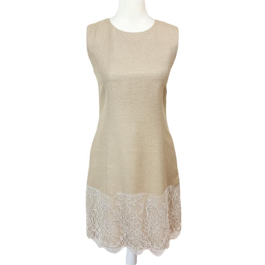 FOXEY✨リネン100% 裾レース ノースリーブワンピース 38 FOXEY 絹100 ノースリーブレース刺繍ワンピース 38 裾レース ベージュ