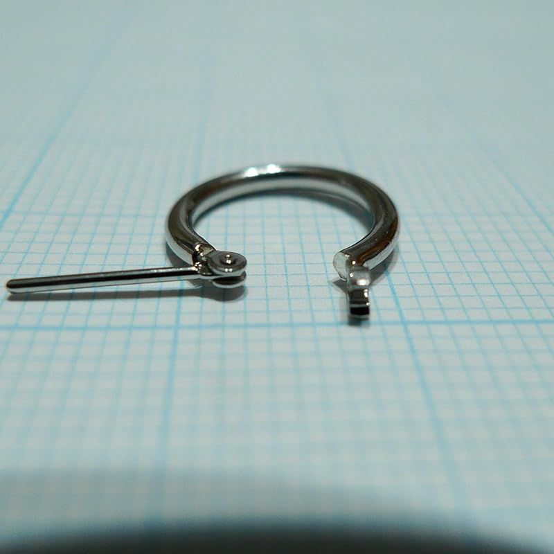 新品】 日本製 プラチナ Pt900 フープピアス 1.5mm x 13mm 片耳分0.5