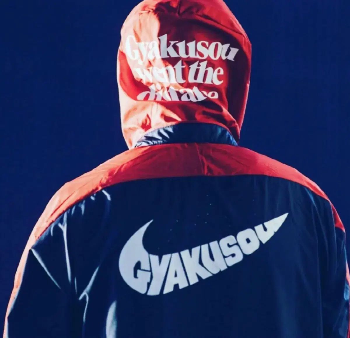 NIKE ラボ ギャクソウ ウィンドブレーカー ネイビー/レッド ウィンド