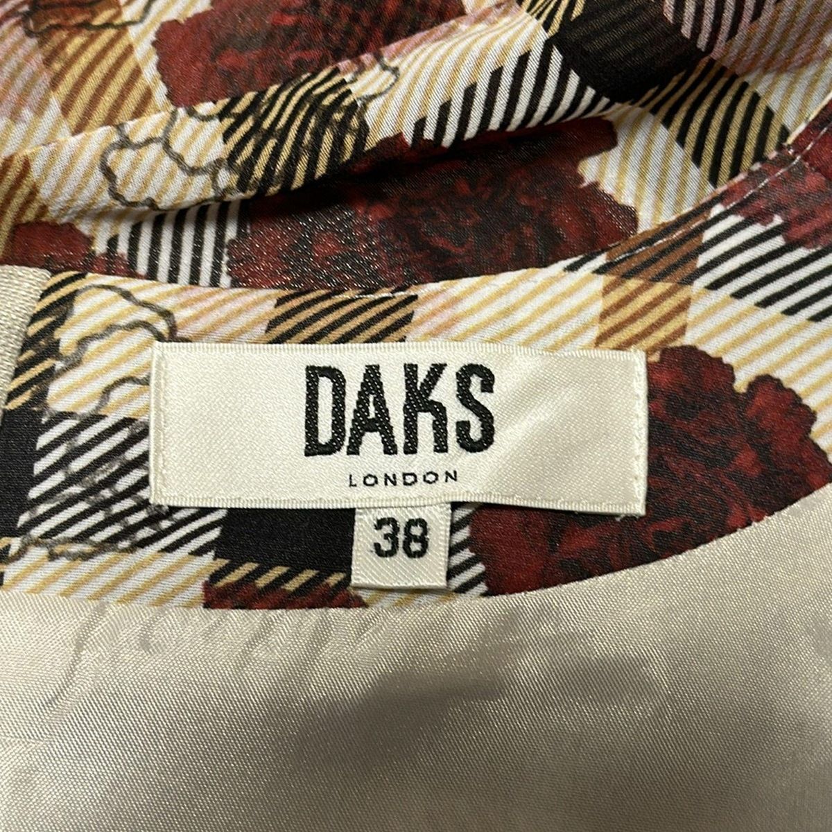 DAKS(ダックス) ワンピース サイズ38 L レディース - レッド×黒×マルチ