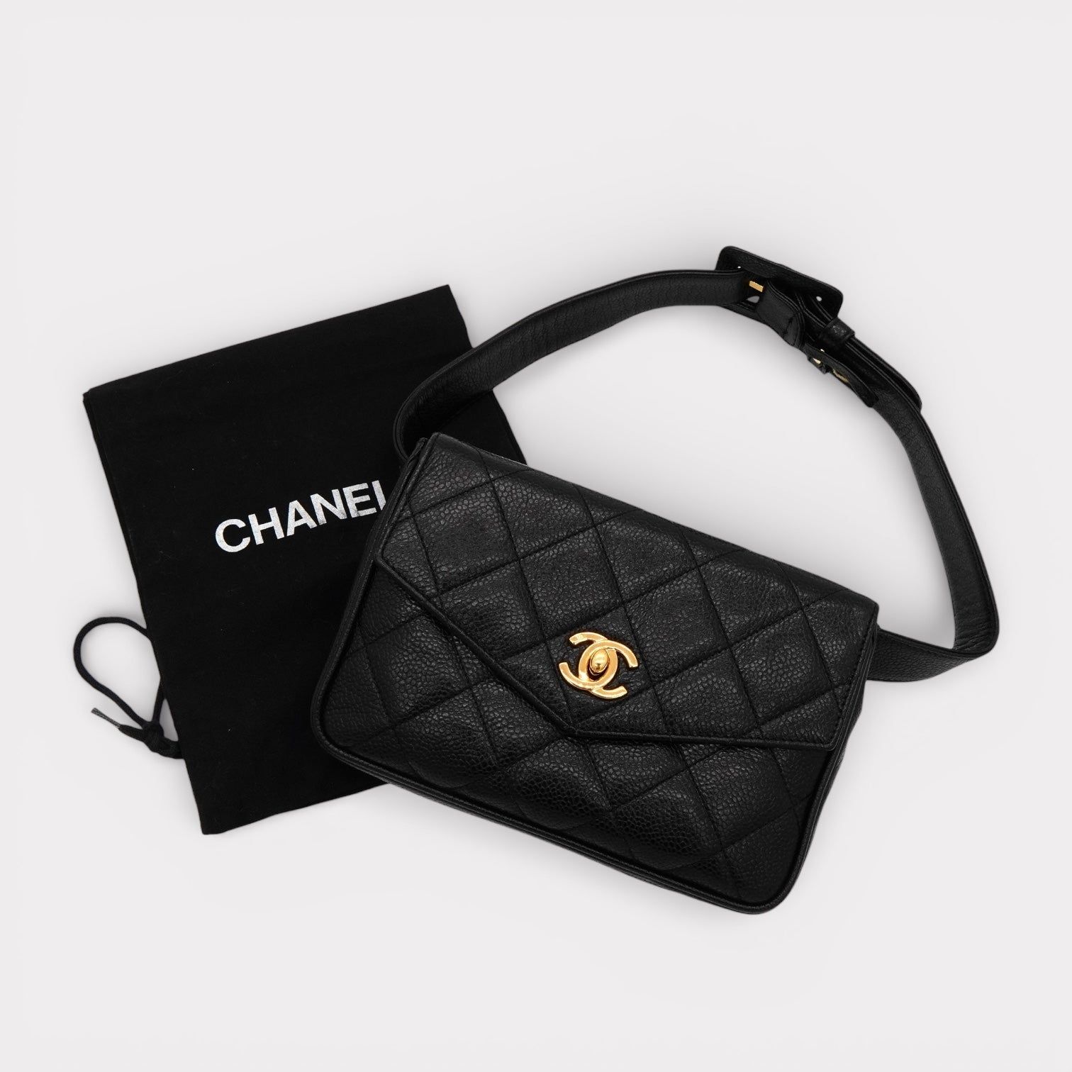 美品 シャネル ウエストポーチ マトラッセ ココマーク ターンロック ブラック シャネル ココマーク ターンロック キャビアスキン ウエストポーチ