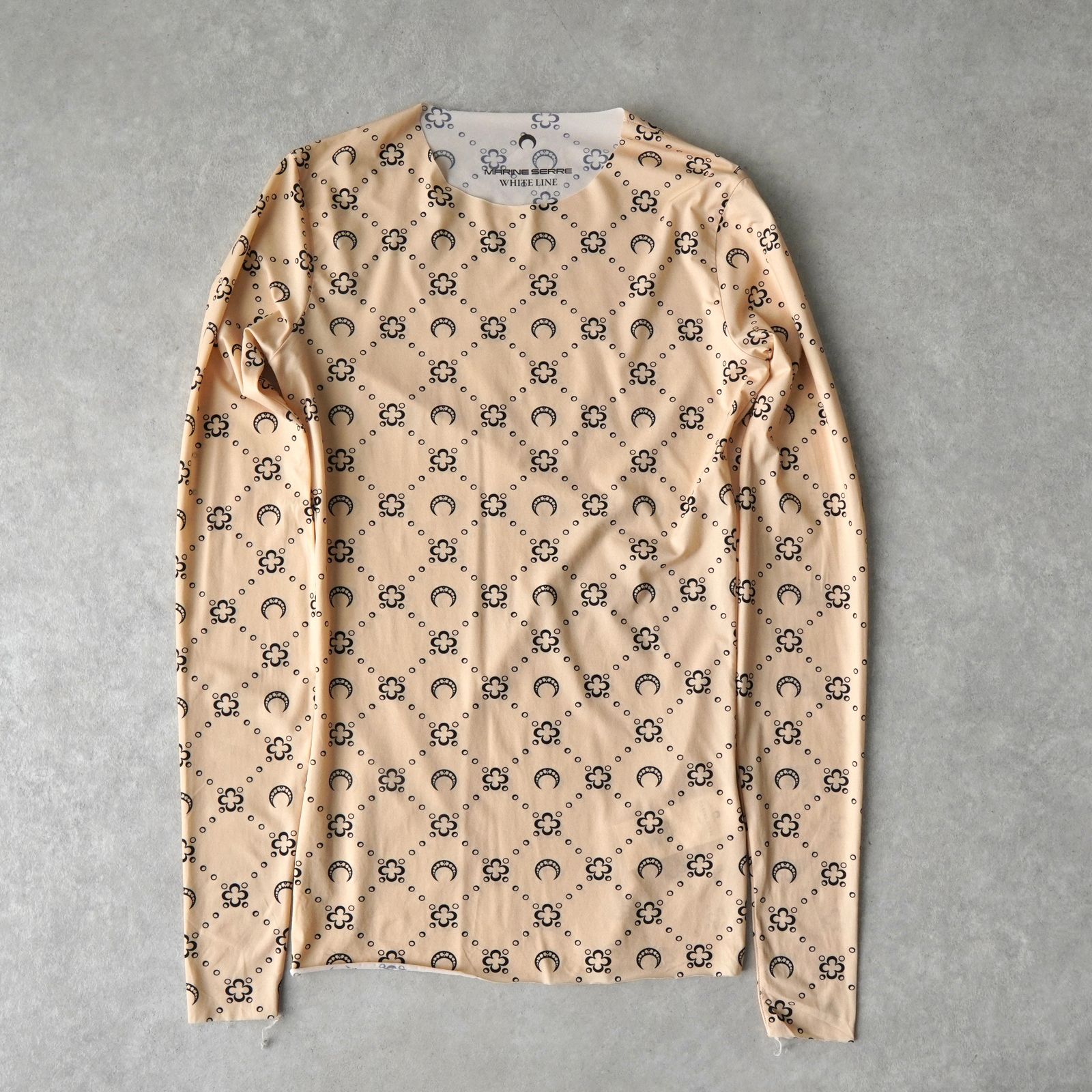 マリーンセル セカンドスキン トップス 総柄 ロンT ベージュ