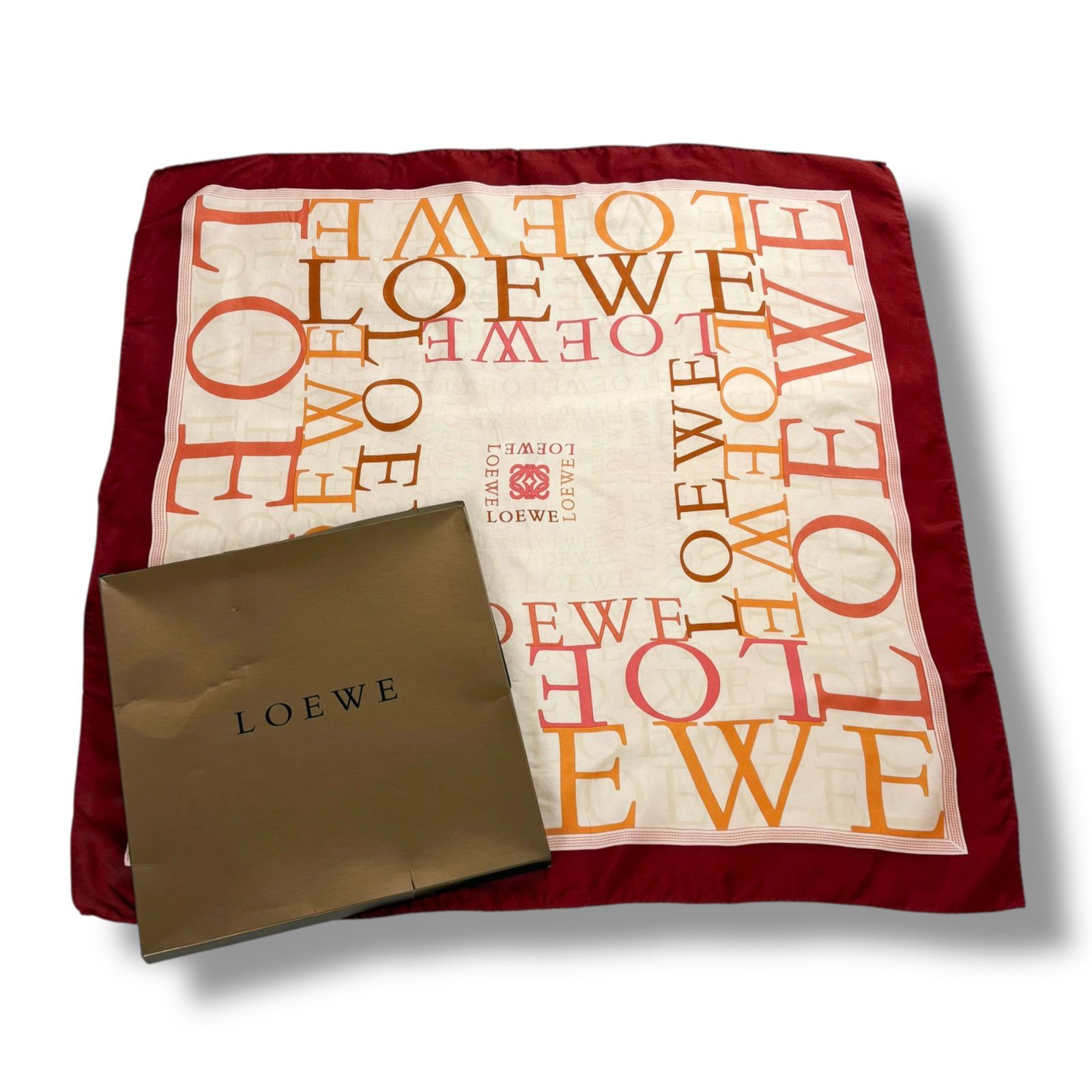 ロエベ LOEWE タグ付き スカーフ ハンカチ シルク 100% レッド