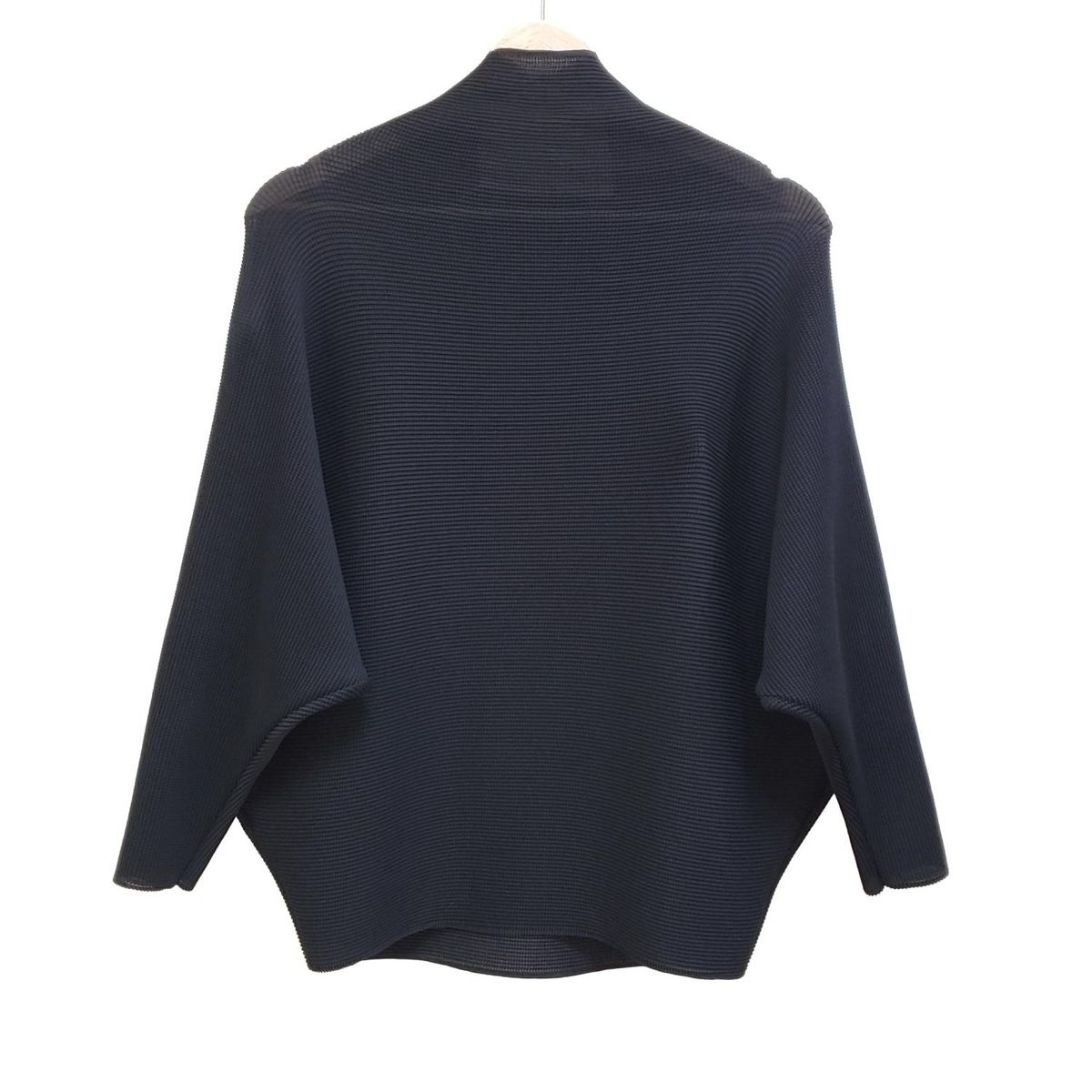 me ISSEY MIYAKE(ミー/イッセイミヤケ) 長袖カットソー レディース美品