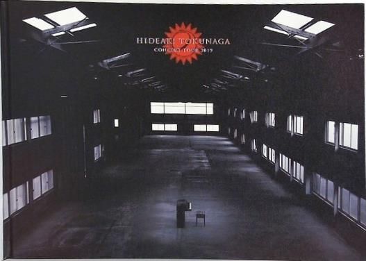 徳永英明 HIDEAKI TOKUNAGA CONCERT TOUR 2019 - メルカリ