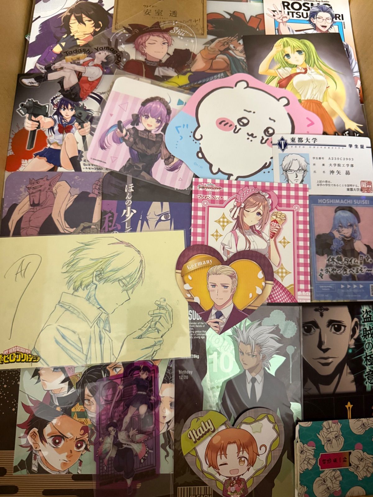 キャラクターグッズ 紙類、カード、プライズ、原画、ポスター 約200点まとめ売り Amazon.co.jp: 『プロジェクトセカイ カラフルステージ！ feat. 初音