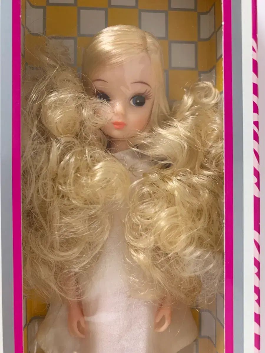 復刻版初代リカちゃん オンライン限定 / リカちゃんキャッスル 新品未
