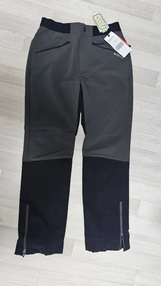 BLACK YAK ブラックヤク Mスポーツブラパンツ