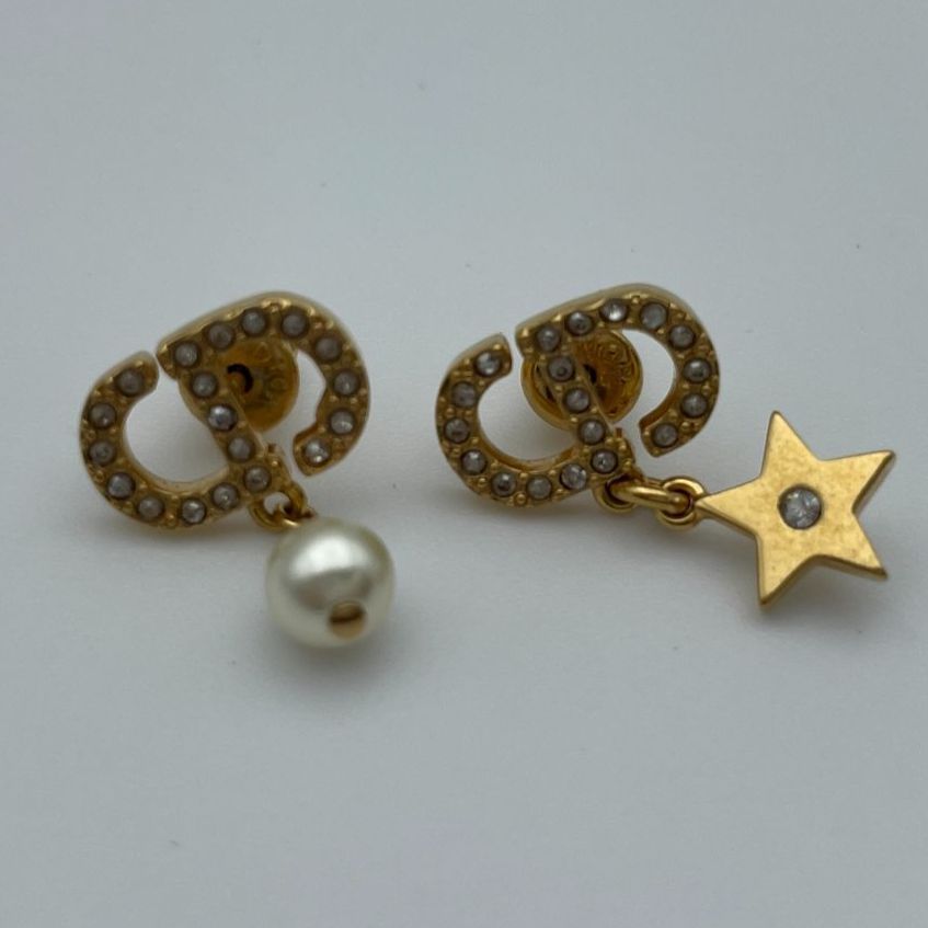 Petit CD Lucky Charms ピアス - メルカリ