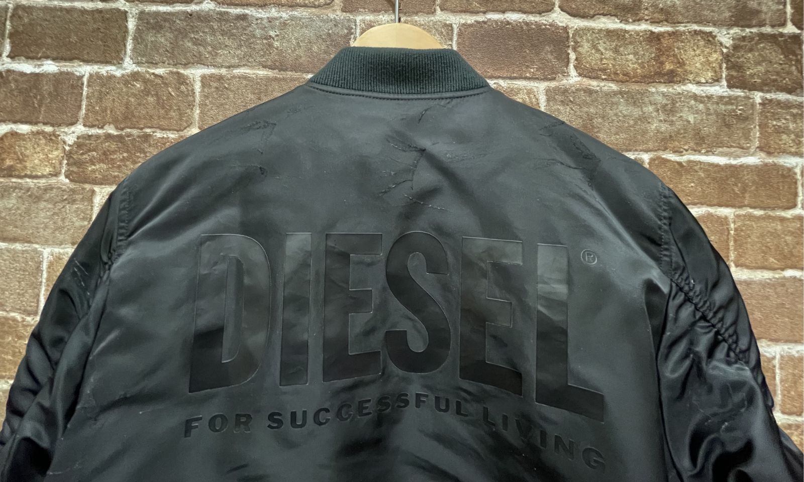 DIESEL ディーゼル MA-1 ダメージ加工 バックプリント フライト DIESEL ディーゼル MA-1 ダメージ加工 バックプリント フライト