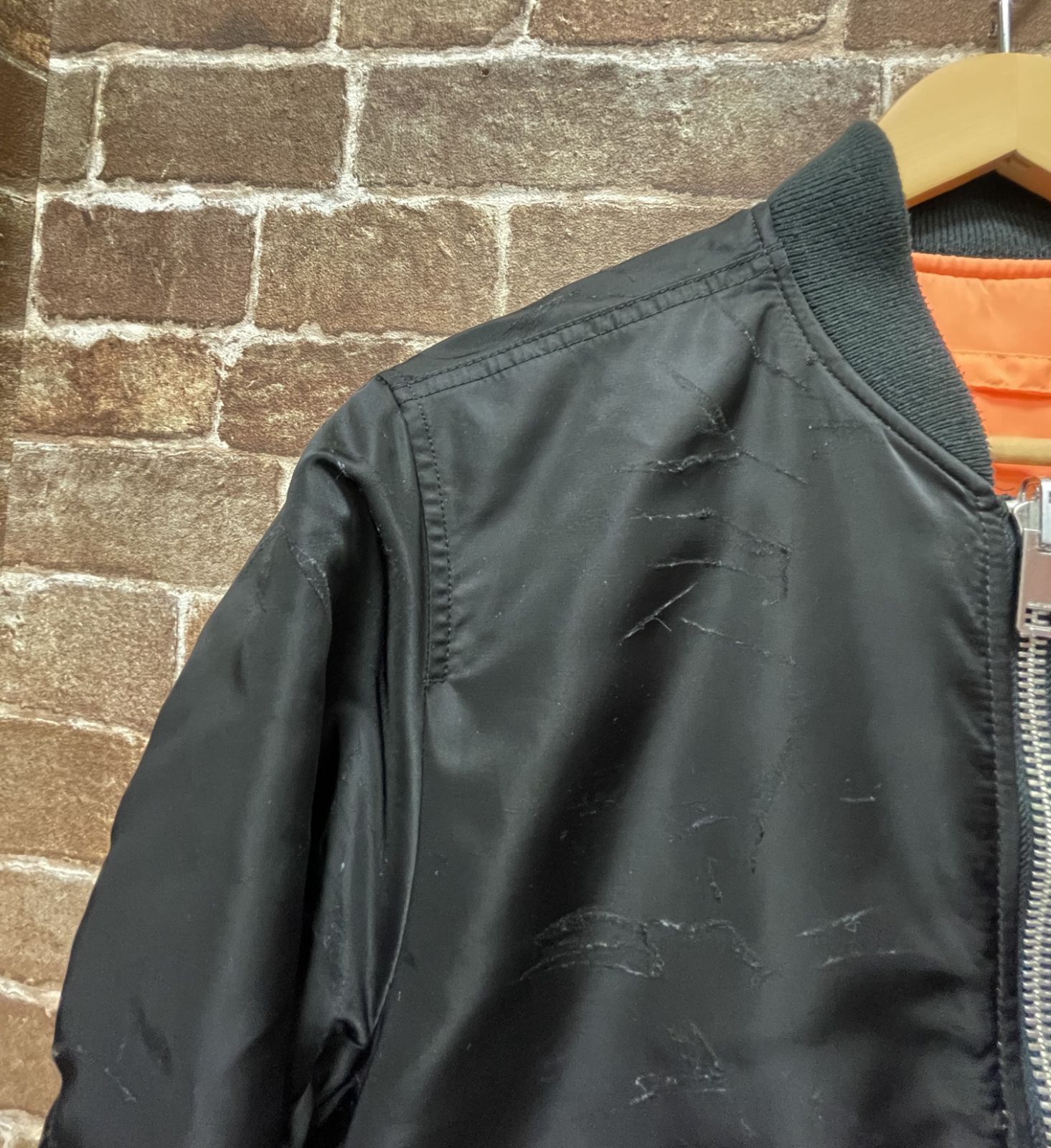 DIESEL ディーゼル MA-1 ダメージ加工 バックプリント フライト DIESEL ディーゼル MA-1 ダメージ加工 バックプリント フライト